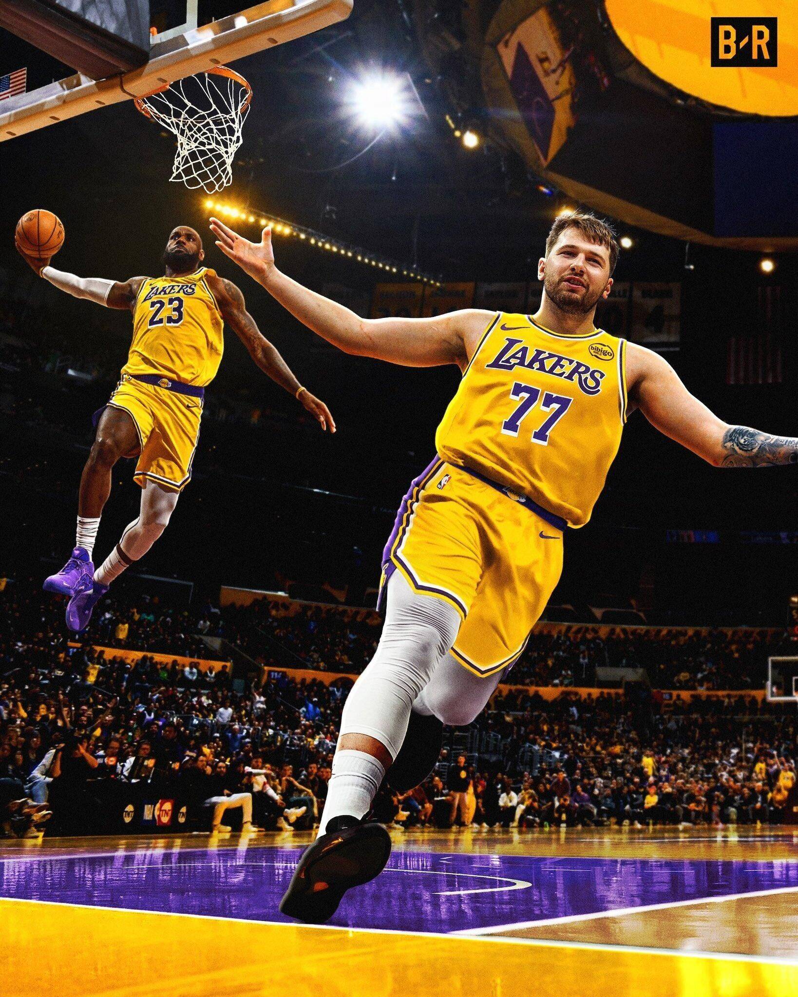 官方网站 东契奇在SKT比赛中大胜，爆冷引发热议！